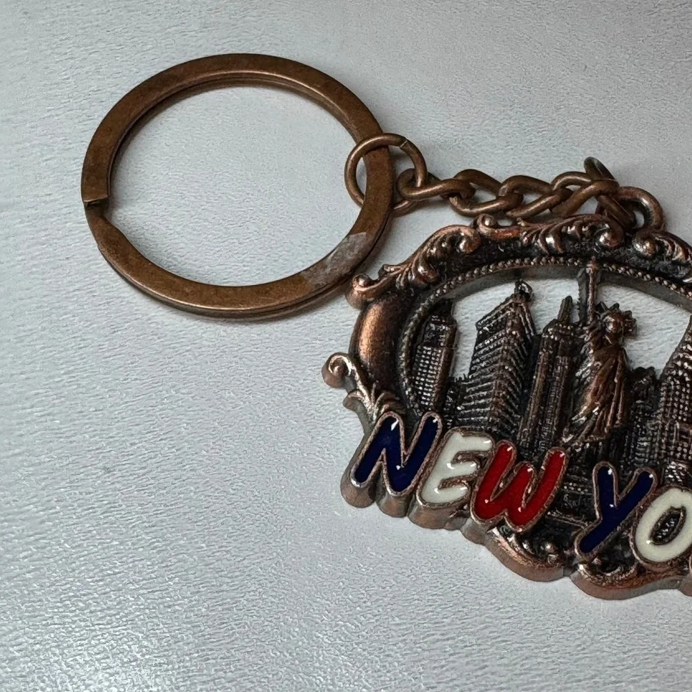 New York City Skyline Statue‎ of Liberty Souvenir Metal Keychain